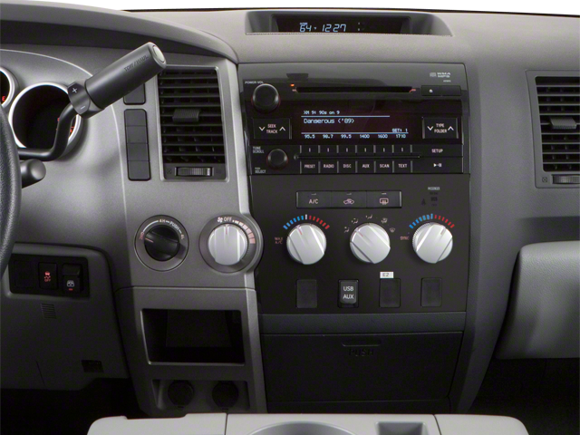 2010 Toyota Tundra CrewMax 4.6L V8 6-Spd AT (Natl)