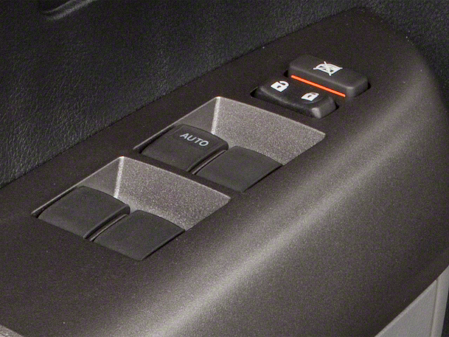 2010 Toyota Tundra CrewMax 4.6L V8 6-Spd AT (Natl)