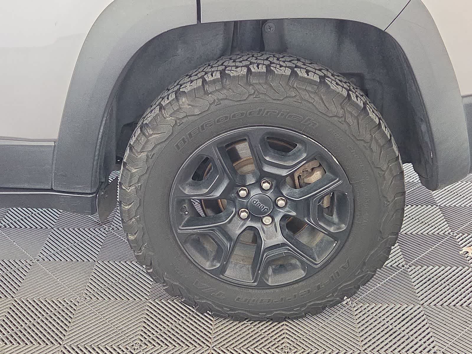 2019 Jeep Cherokee Trailhawk