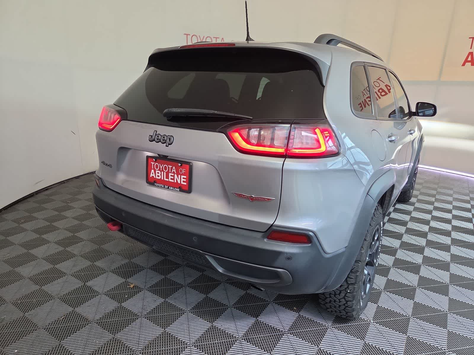 2019 Jeep Cherokee Trailhawk
