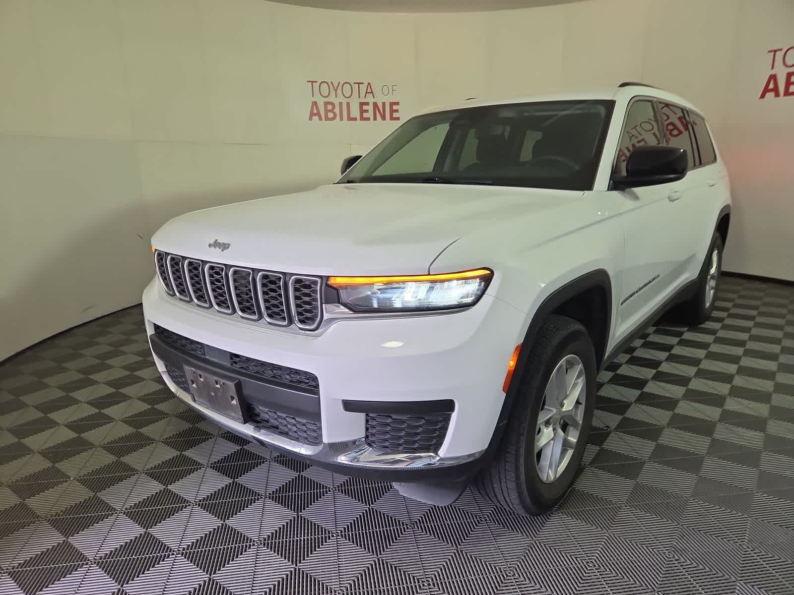 2023 Jeep Grand Cherokee L Laredo