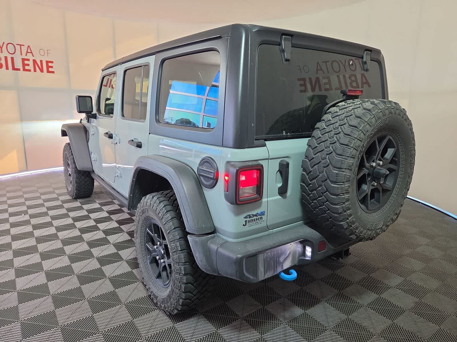 2024 Jeep Wrangler 4xe Willys