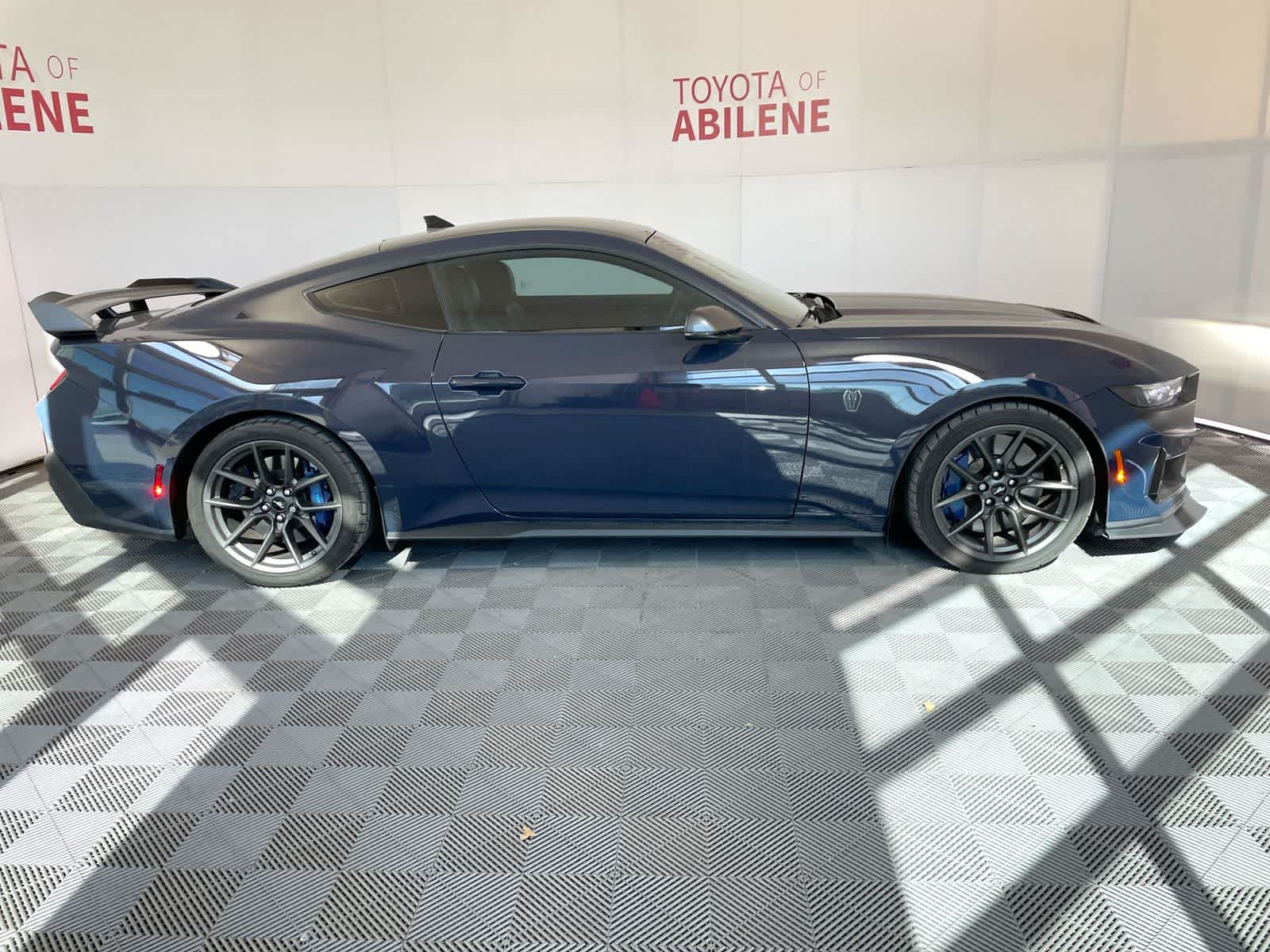 2024 Ford Mustang Dark Horse