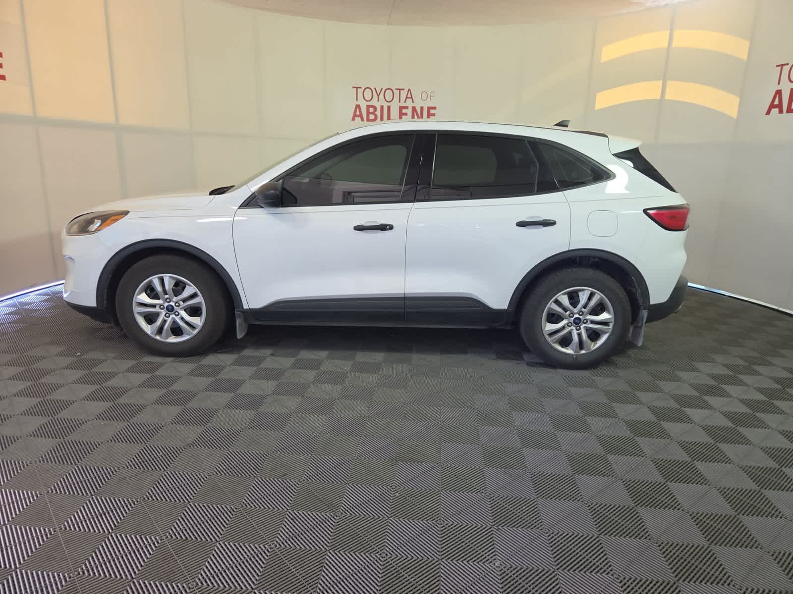2022 Ford Escape S