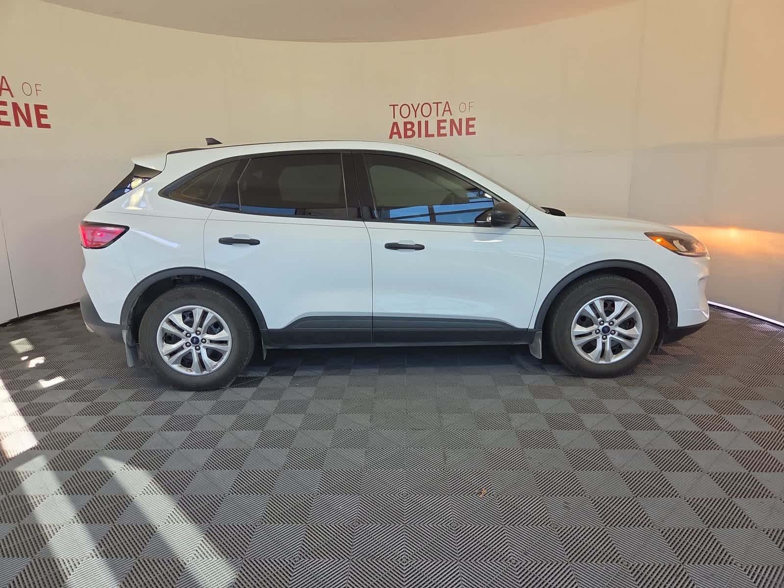 2022 Ford Escape S