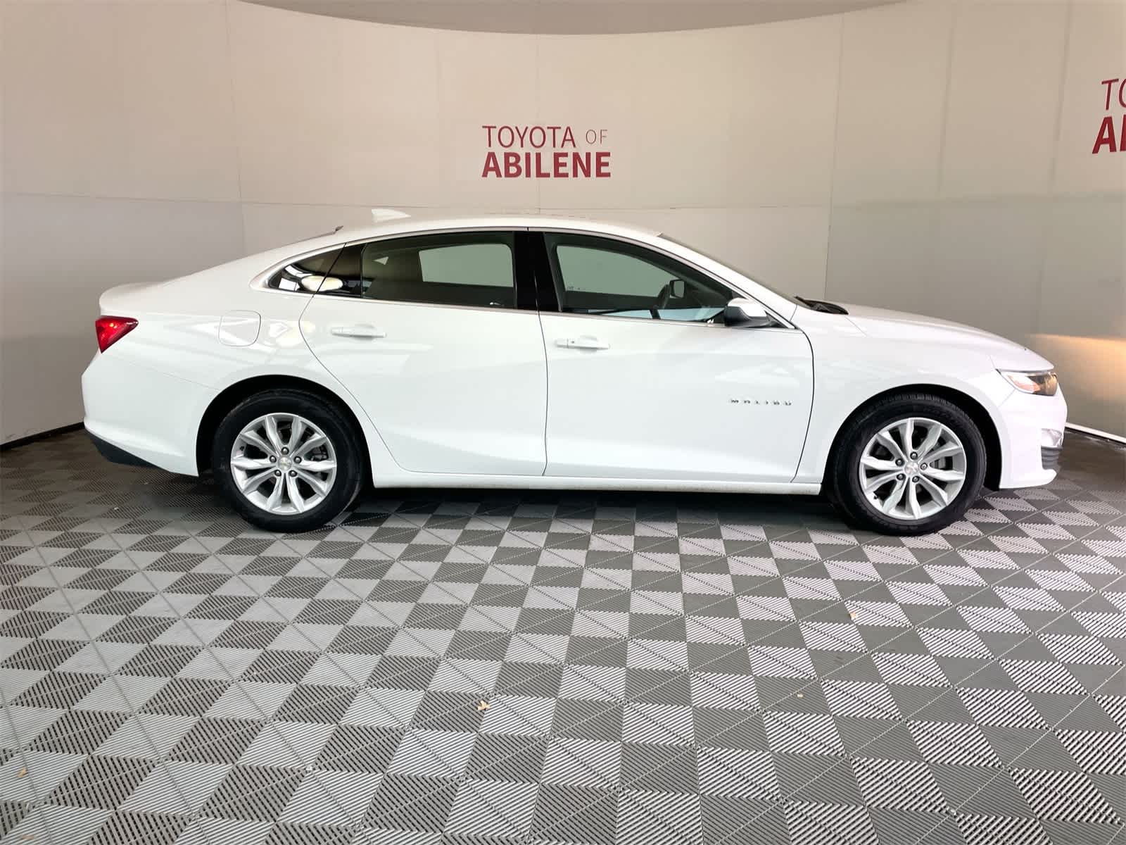 2025 Chevrolet Malibu LT