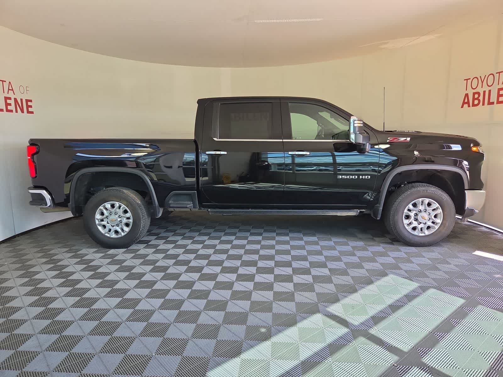 2024 Chevrolet Silverado 3500HD LTZ