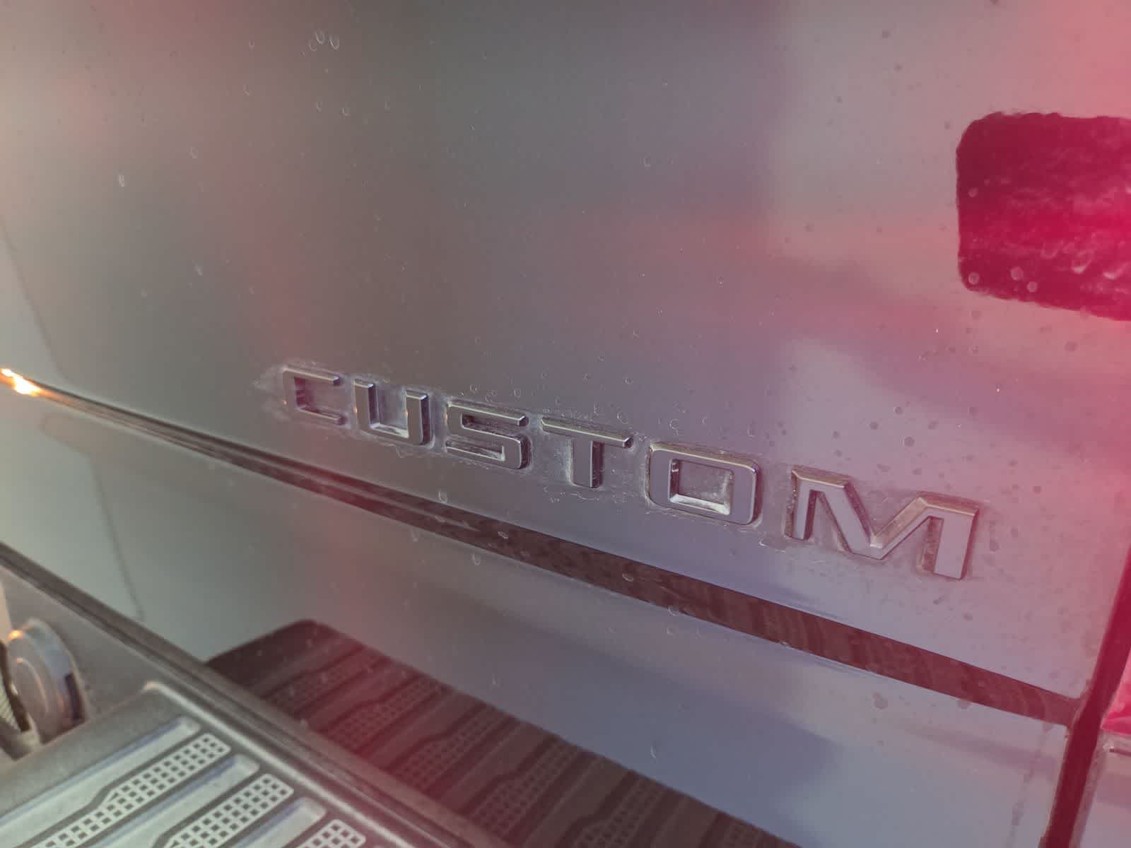2025 Chevrolet Silverado 1500 Custom