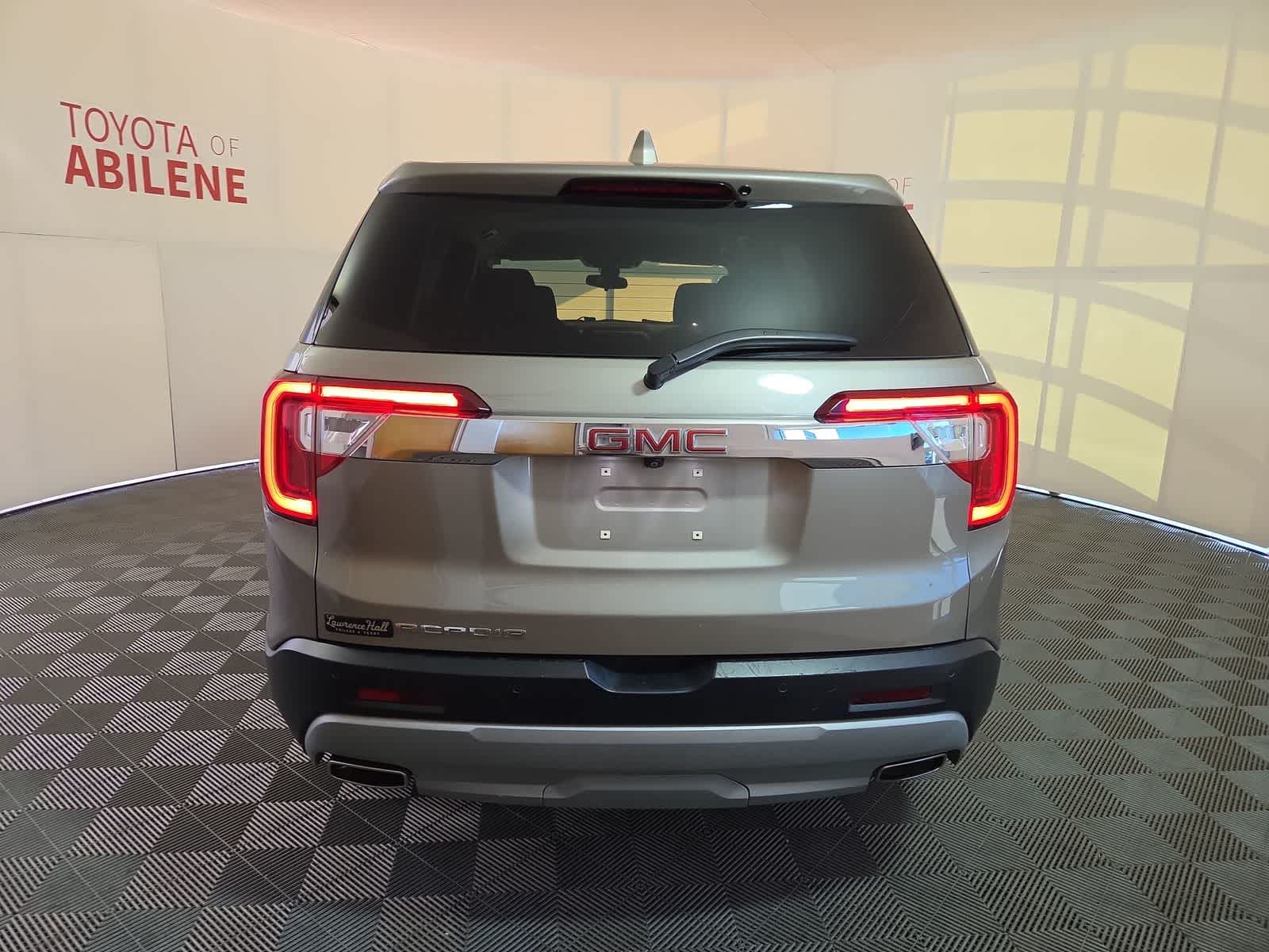 2022 GMC Acadia SLE
