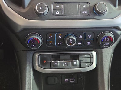 2022 GMC Acadia SLT