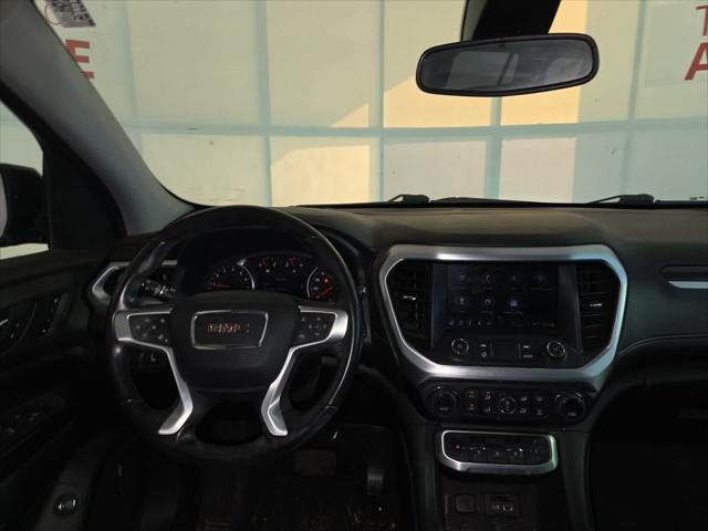 2022 GMC Acadia SLT