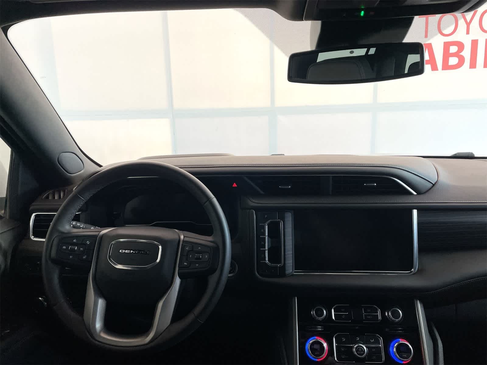 2023 GMC Yukon Denali Denali