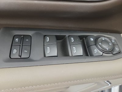 2024 GMC Yukon SLT
