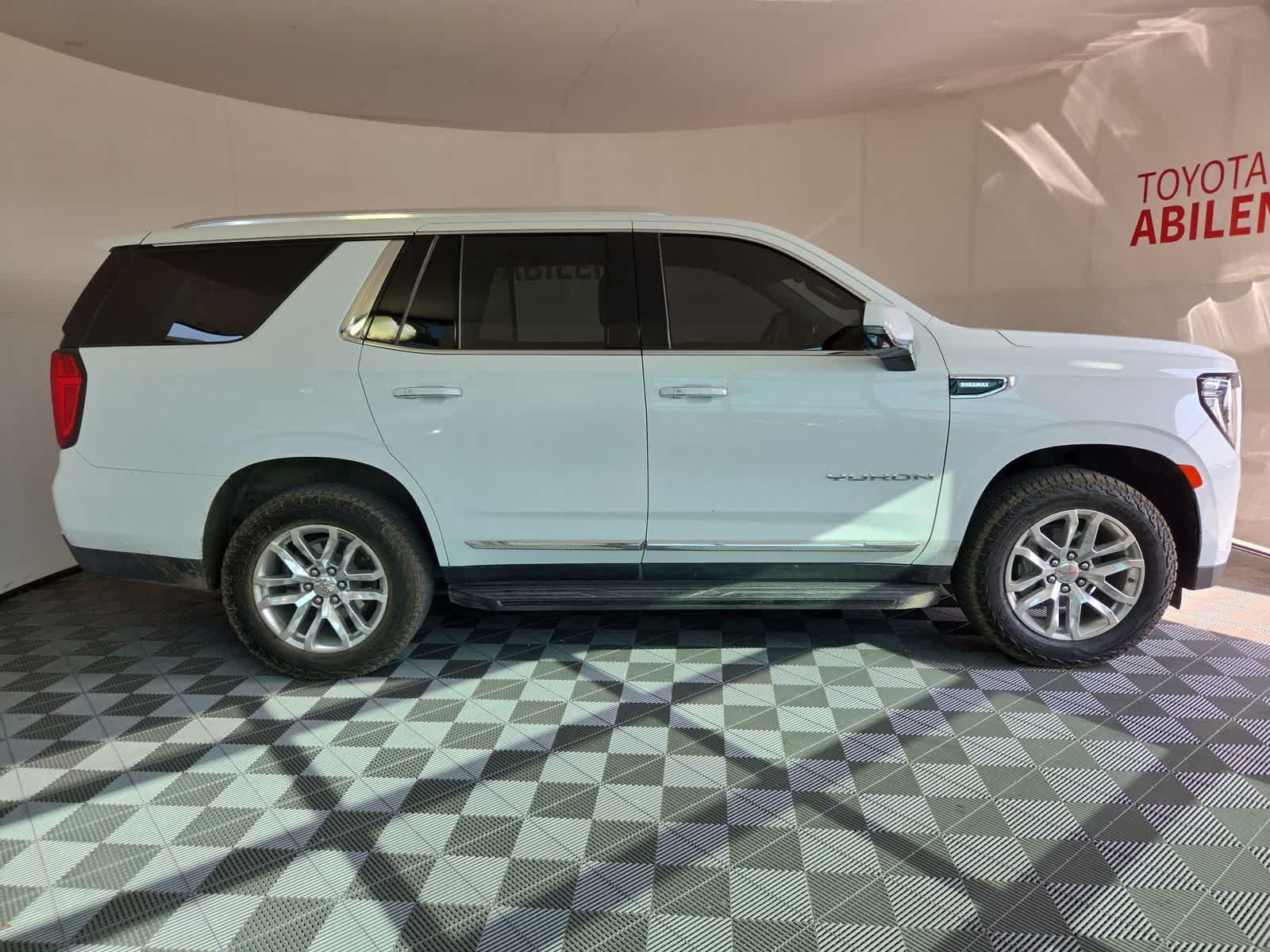 2024 GMC Yukon SLT