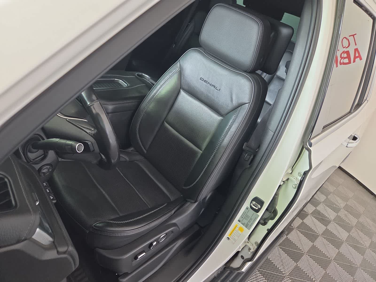 2021 GMC Yukon Denali Denali