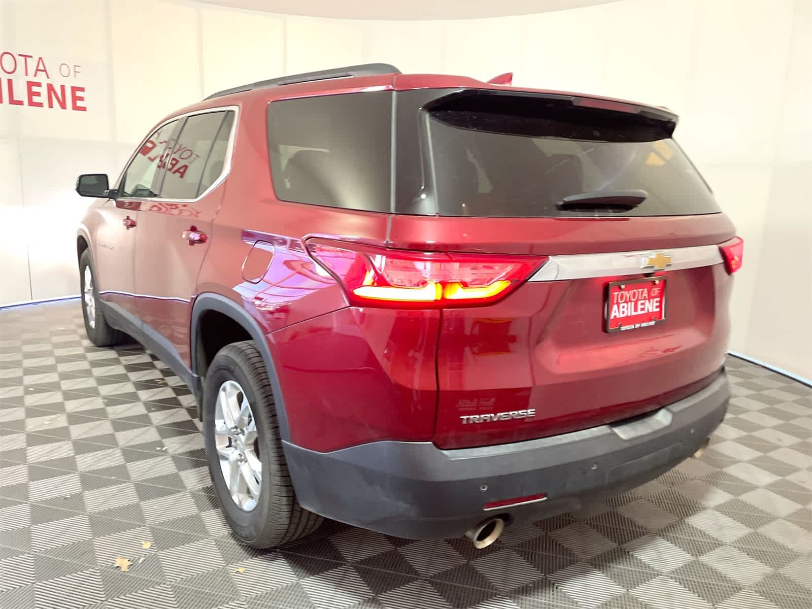 2020 Chevrolet Traverse LT Cloth