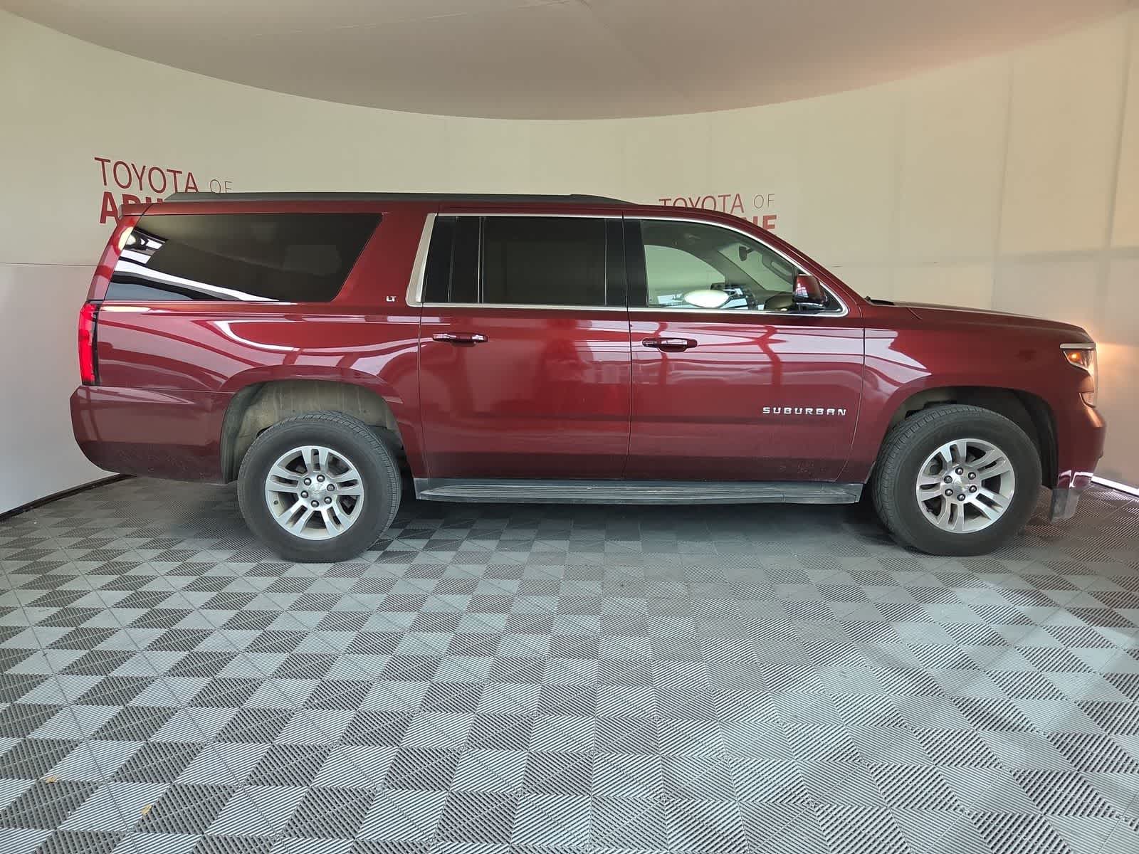 2017 Chevrolet Suburban LT