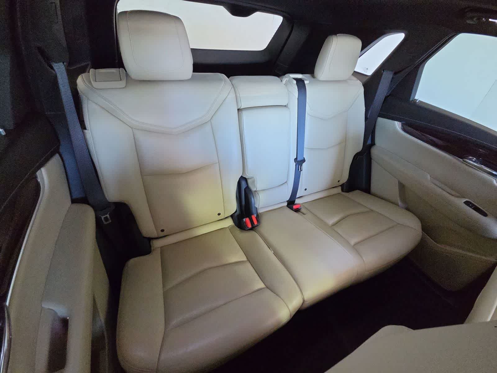 2017 Cadillac XT5 Luxury FWD