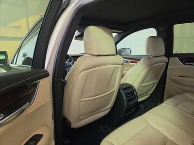 2017 Cadillac XT5 Luxury FWD