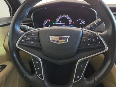 2017 Cadillac XT5 Luxury FWD