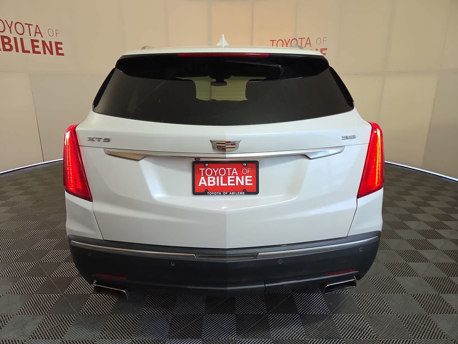 2019 Cadillac XT5 Luxury FWD