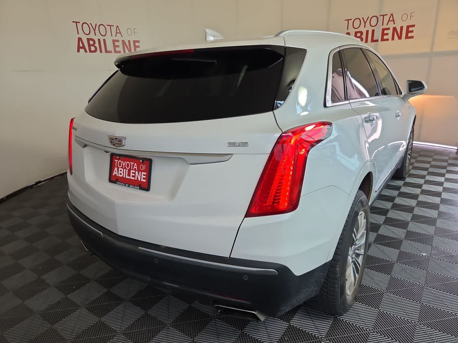 2019 Cadillac XT5 Luxury FWD