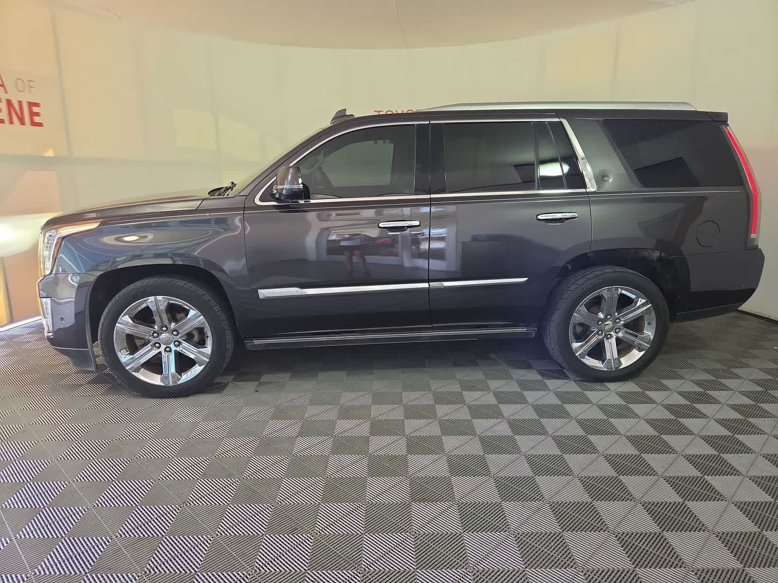 2018 Cadillac Escalade Premium Luxury
