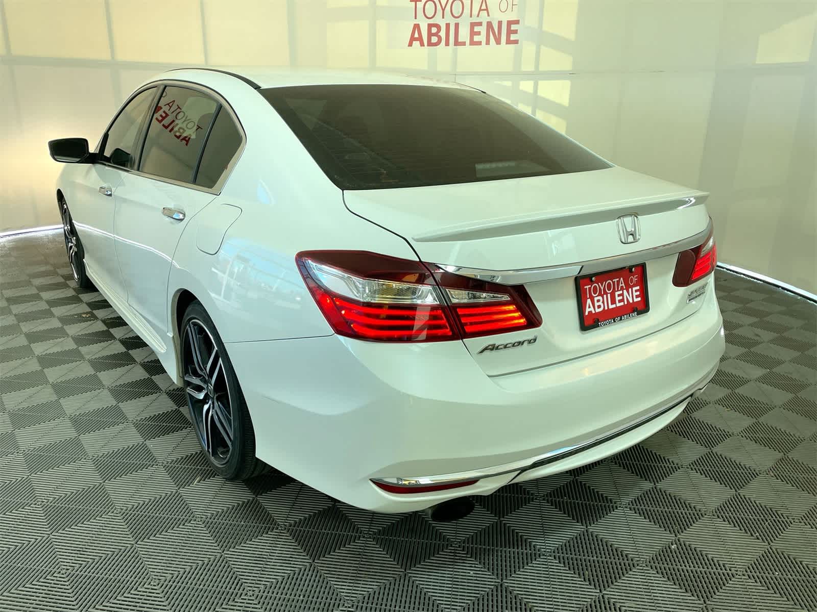 2017 Honda Accord Sport SE