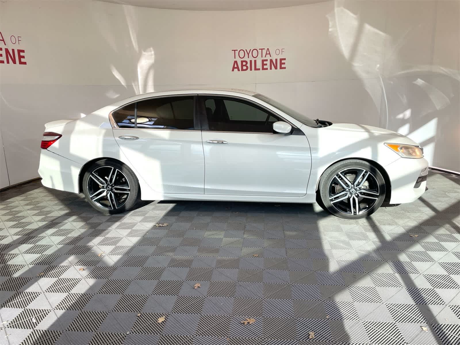 2017 Honda Accord Sport SE