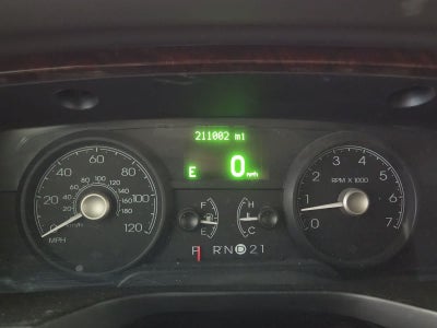 2007 Lincoln Town Car Signature Limited