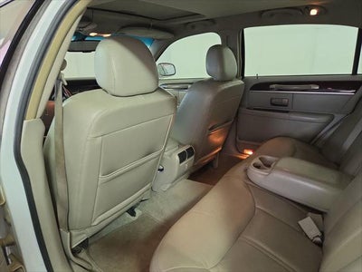 2007 Lincoln Town Car Signature Limited