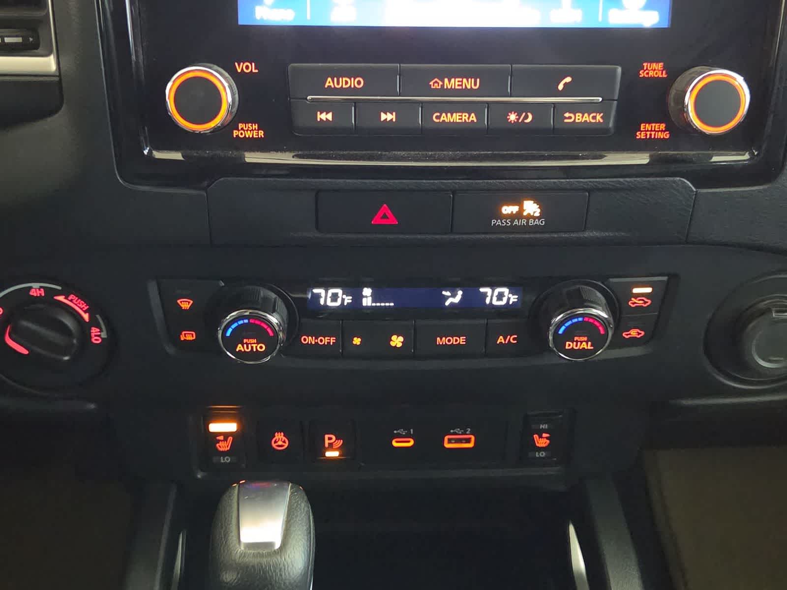 2022 Nissan Frontier SV