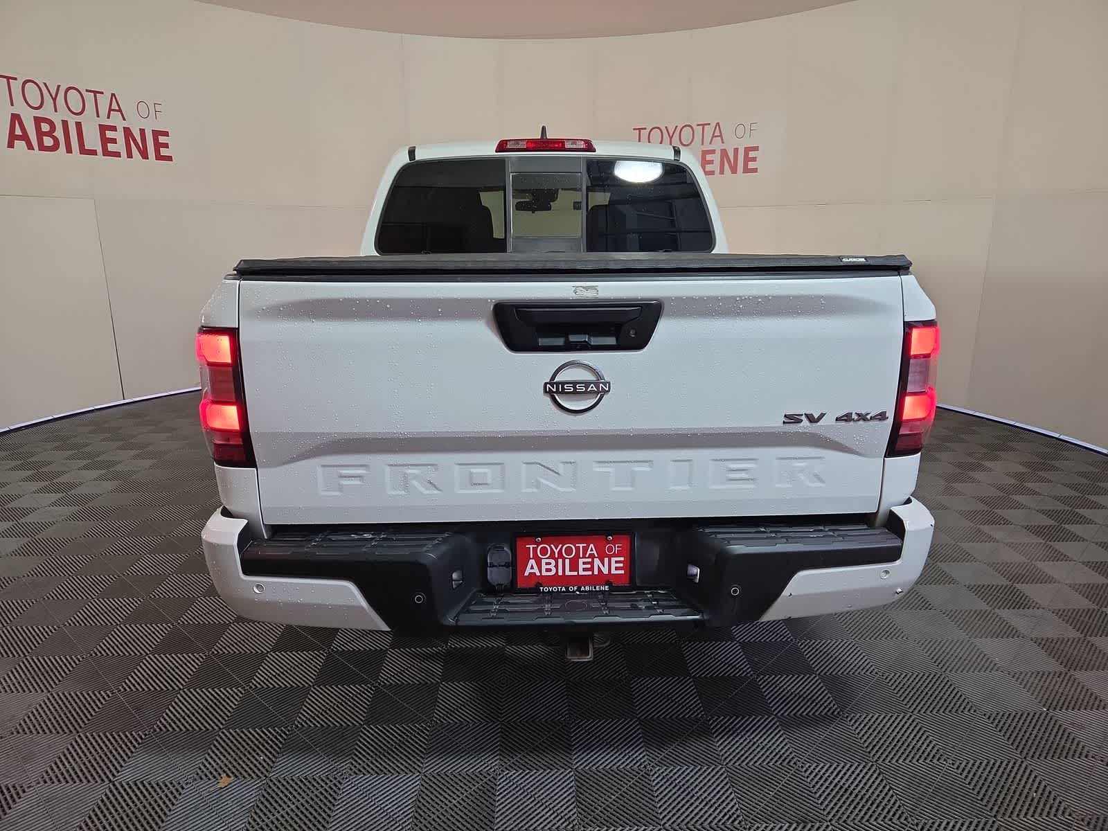 2022 Nissan Frontier SV