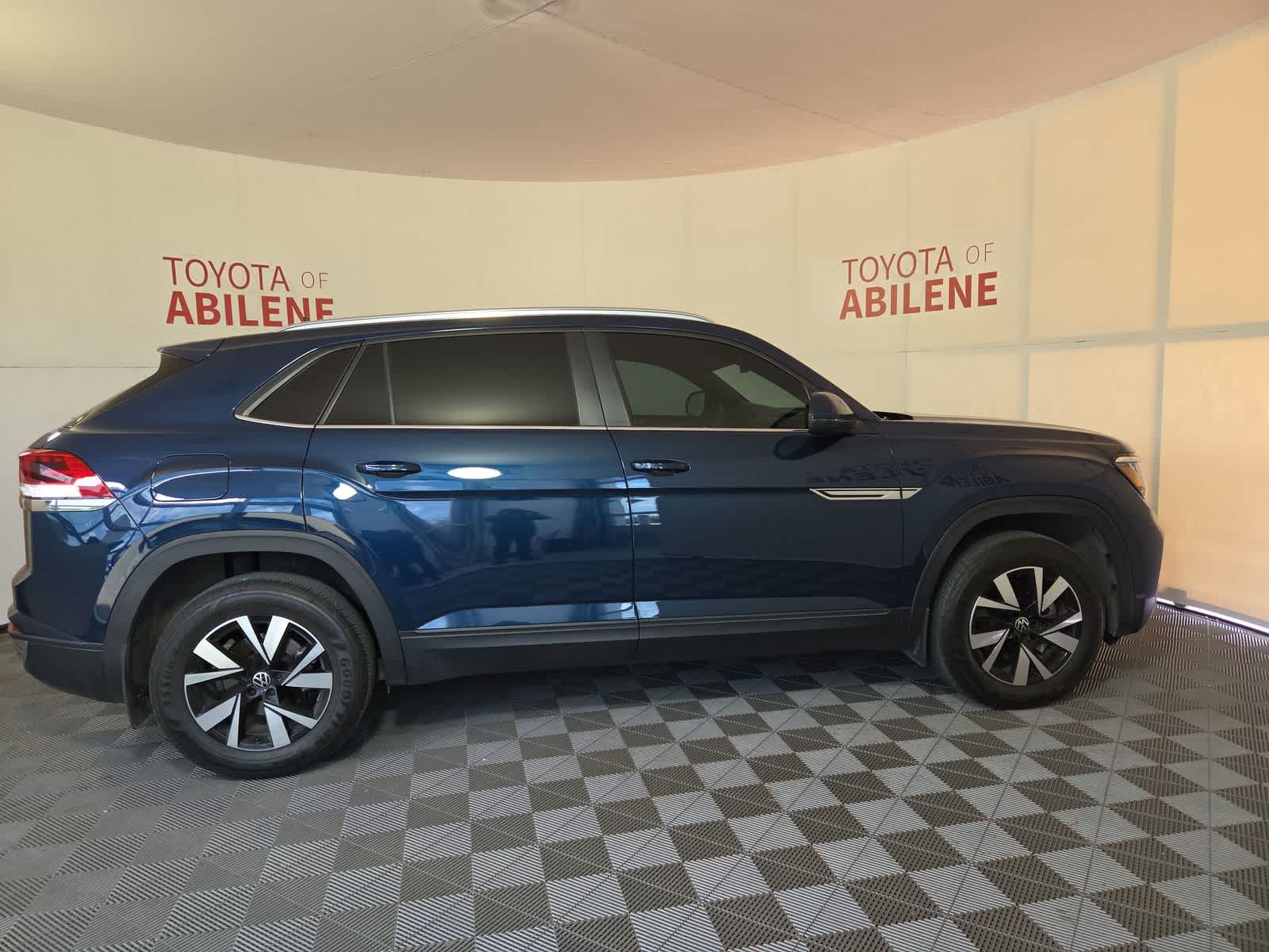 2023 Volkswagen Atlas Cross Sport 2.0T SE