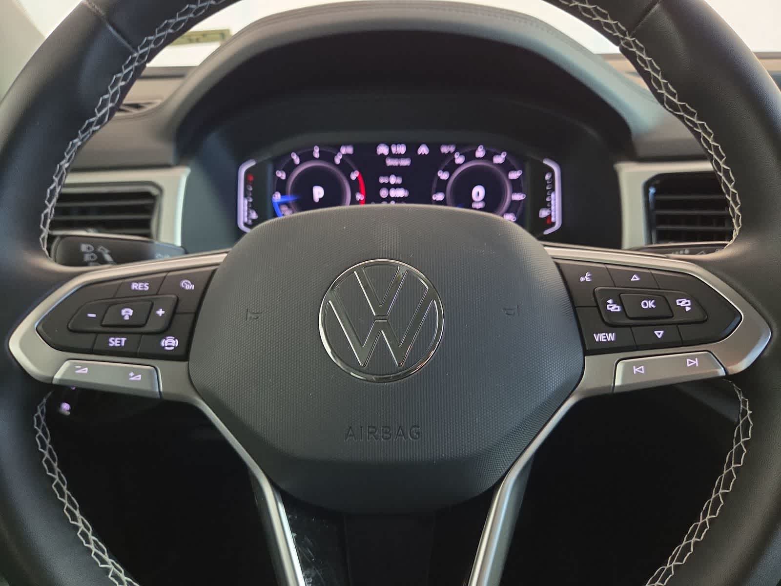 2022 Volkswagen Atlas 3.6L V6 SE w/Technology