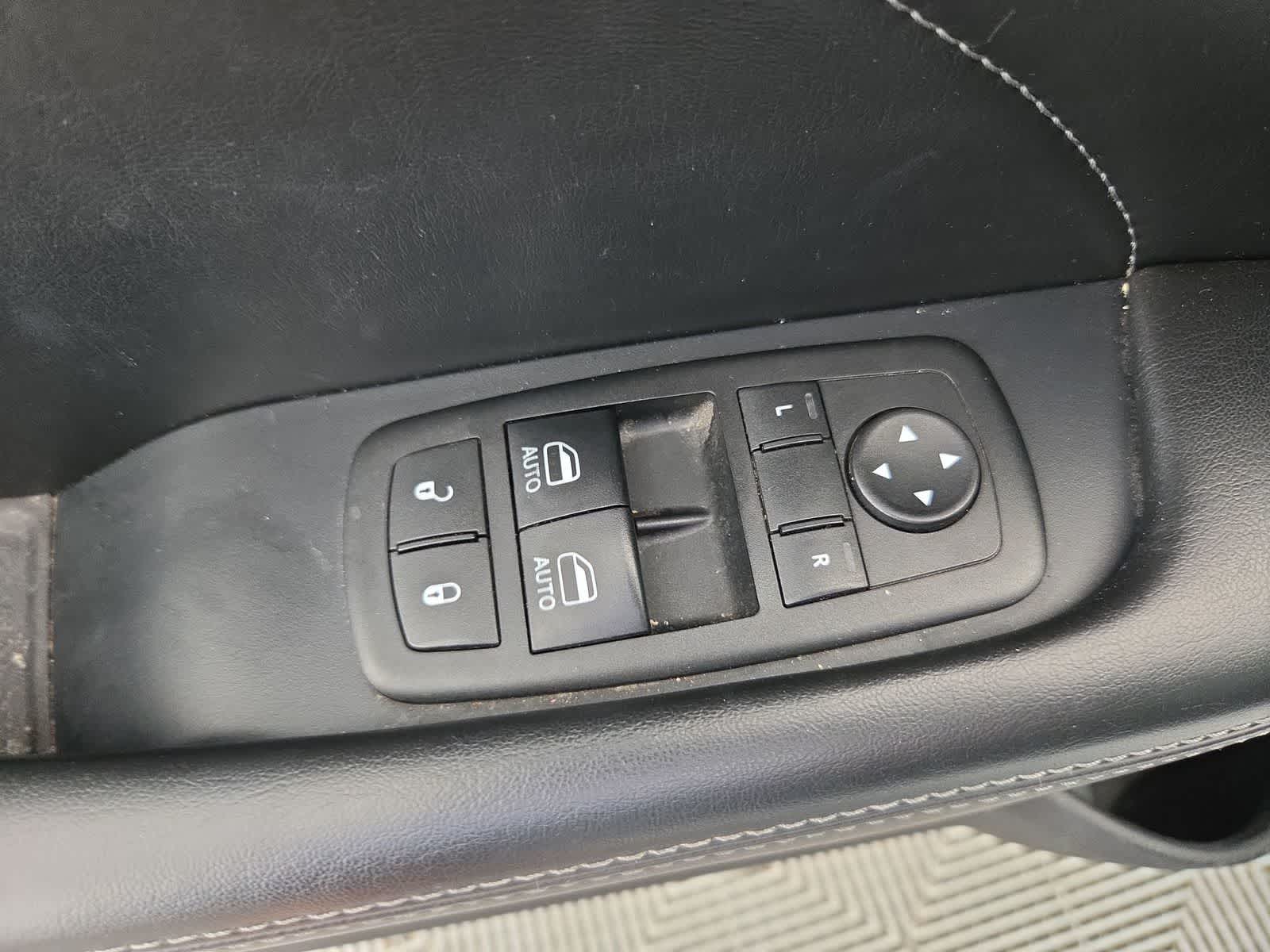 2015 Dodge Challenger R/T Plus