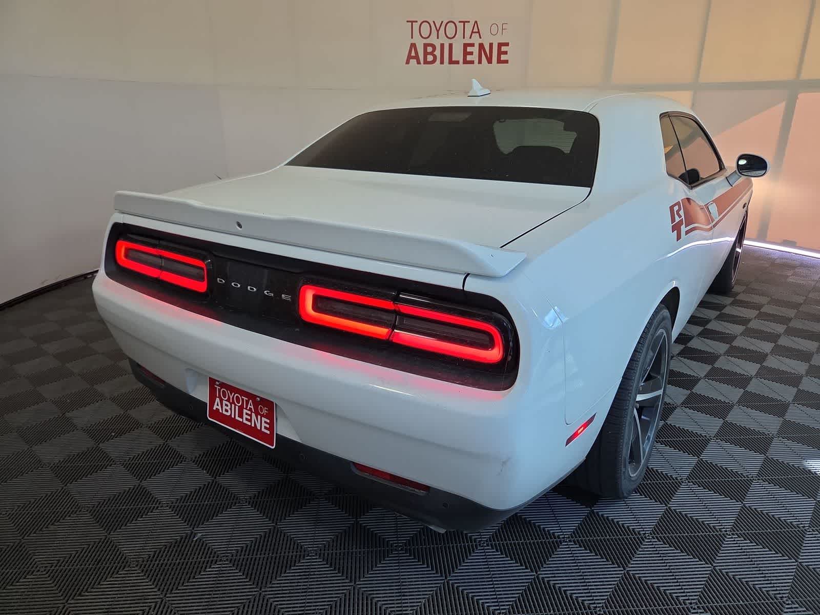 2015 Dodge Challenger R/T Plus