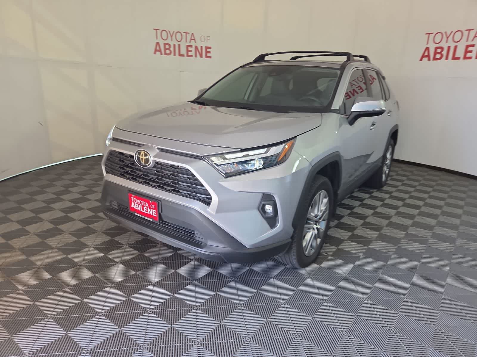 2023 Toyota RAV4 XLE Premium