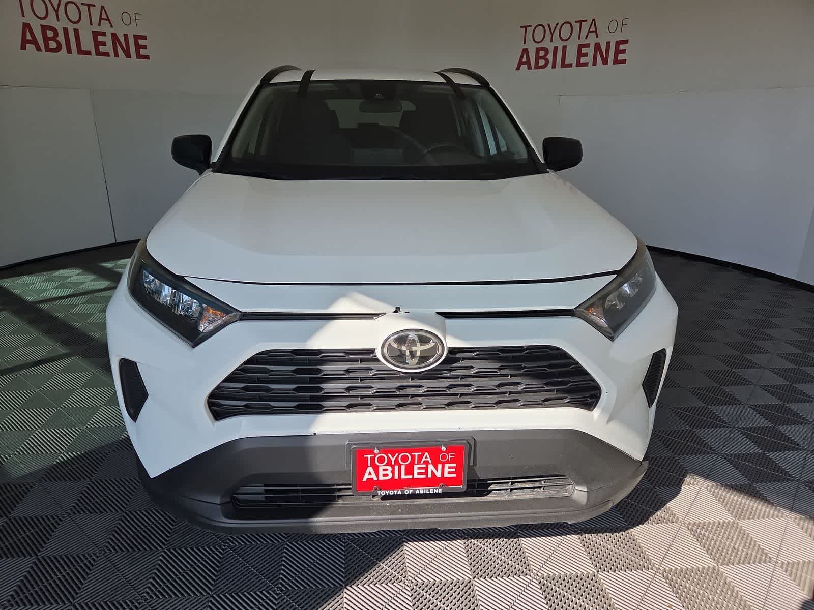 2020 Toyota RAV4 LE