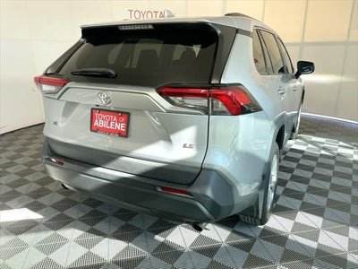 2020 Toyota RAV4 LE