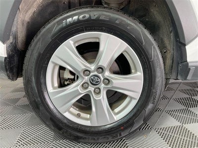 2020 Toyota RAV4 XLE