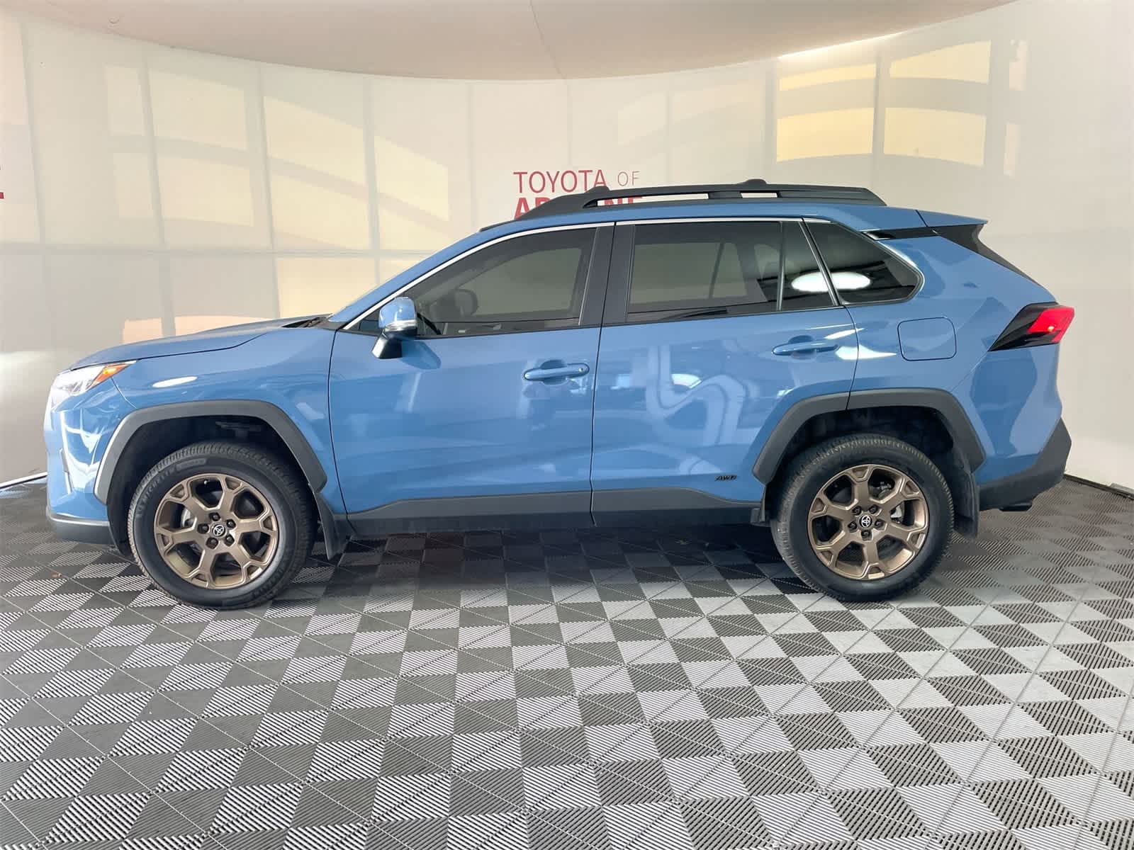 2023 Toyota RAV4 Hybrid Woodland