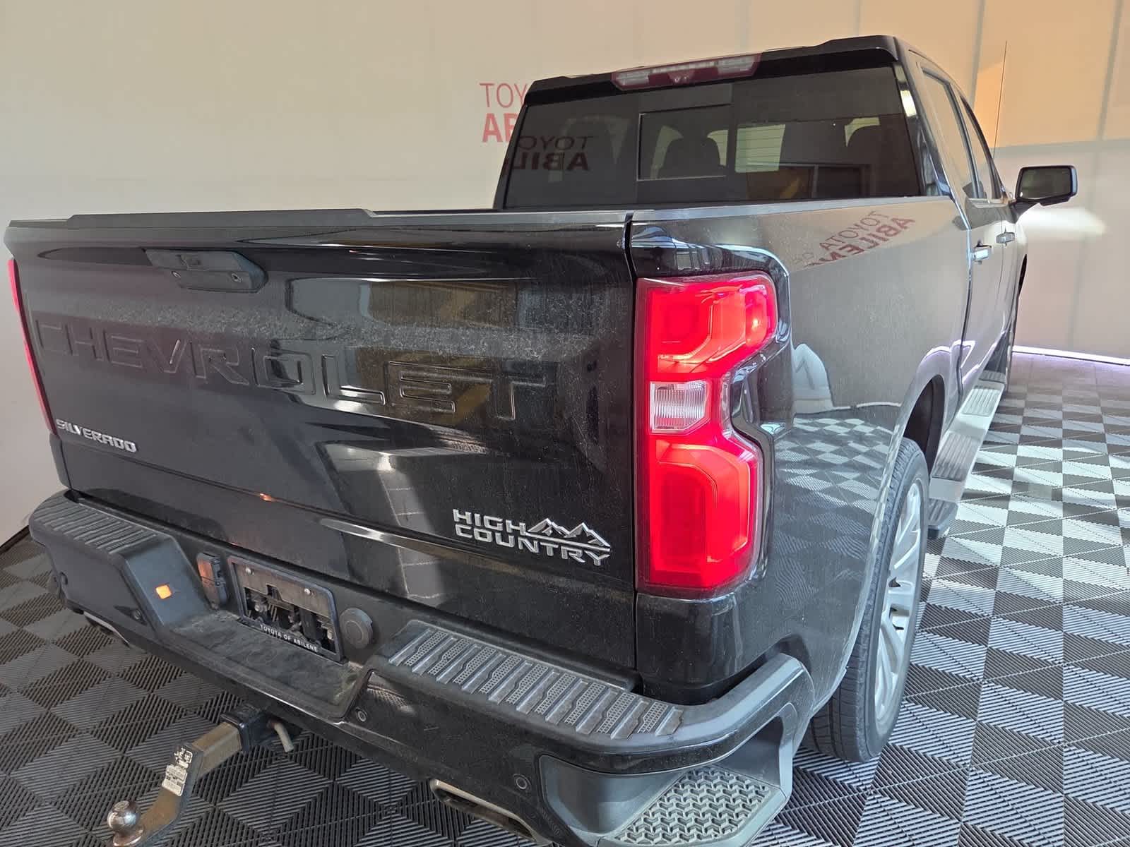 2020 Chevrolet Silverado 1500 High Country
