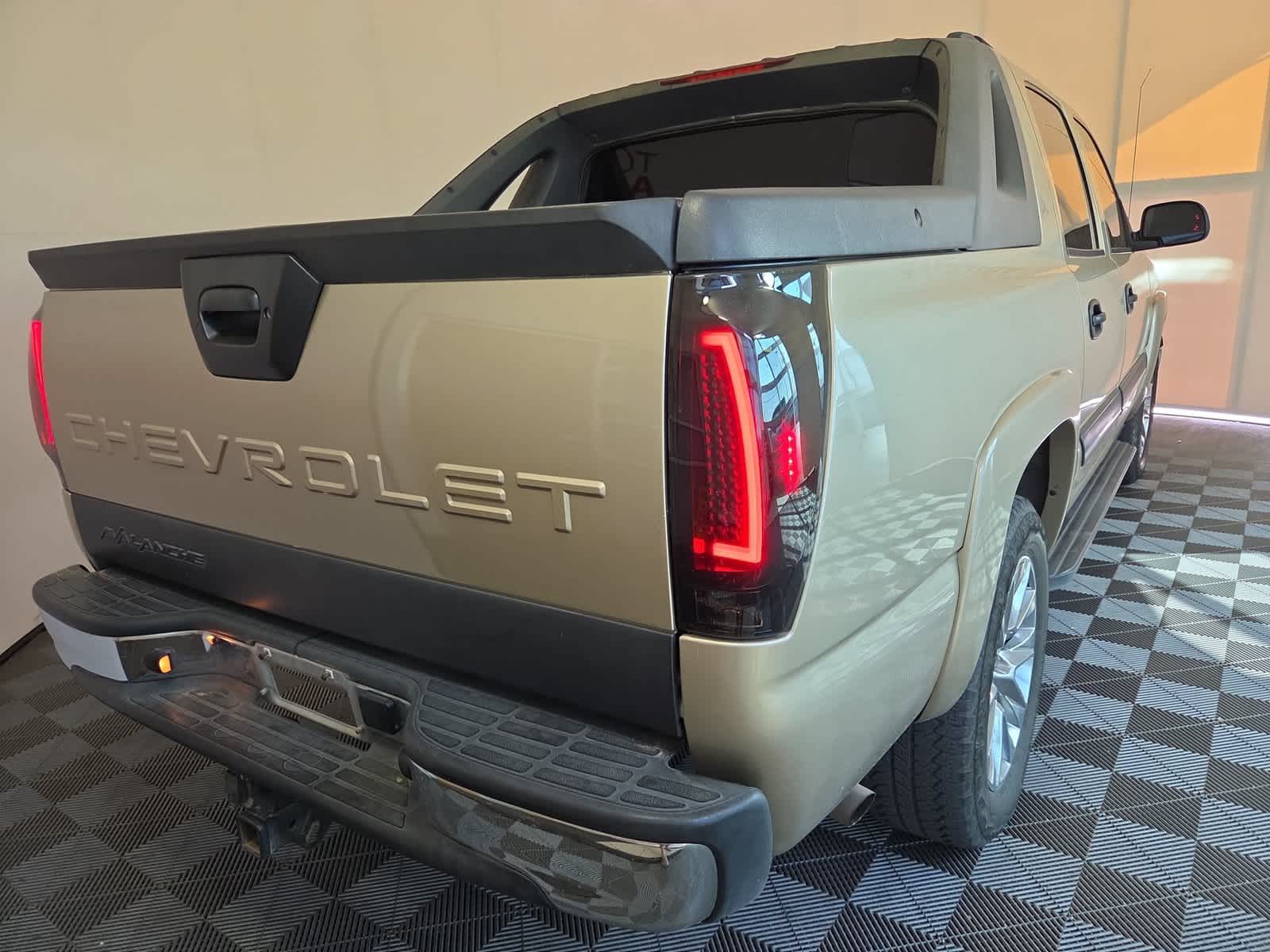 2006 Chevrolet Avalanche Z66