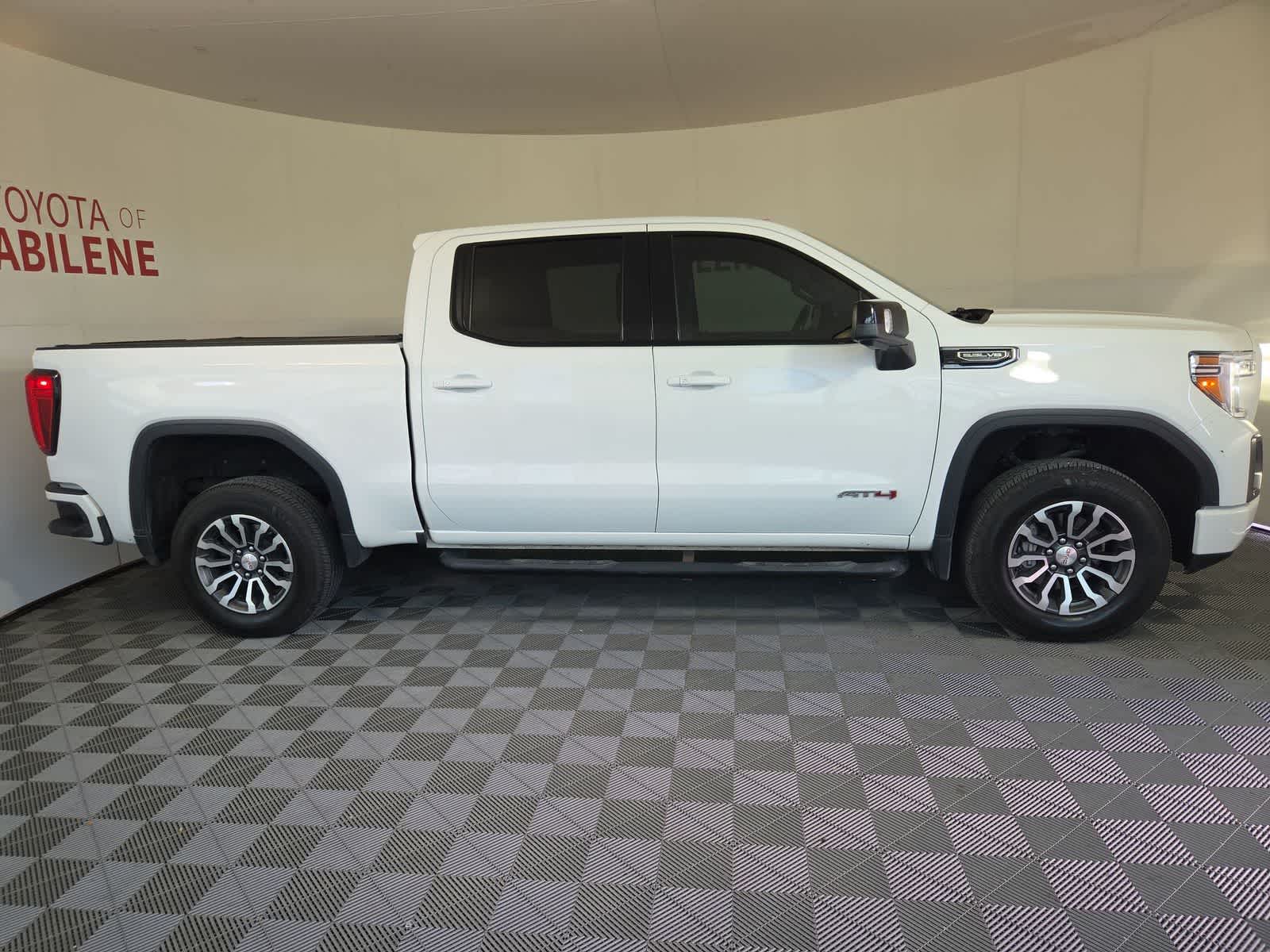 2021 GMC Sierra 1500 AT4