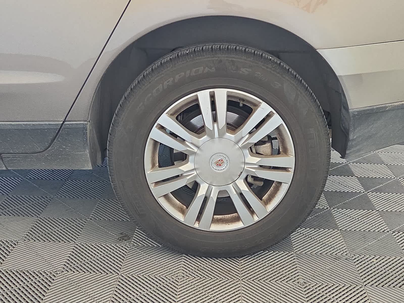 2011 Cadillac SRX Luxury Collection