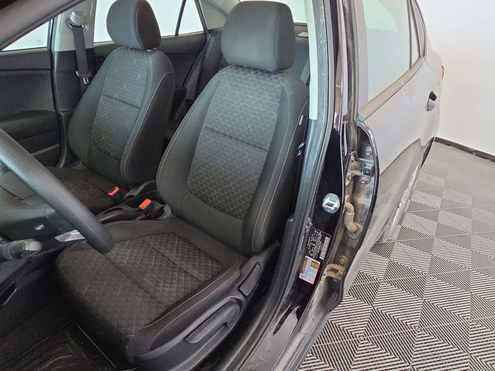2022 Kia Rio LX