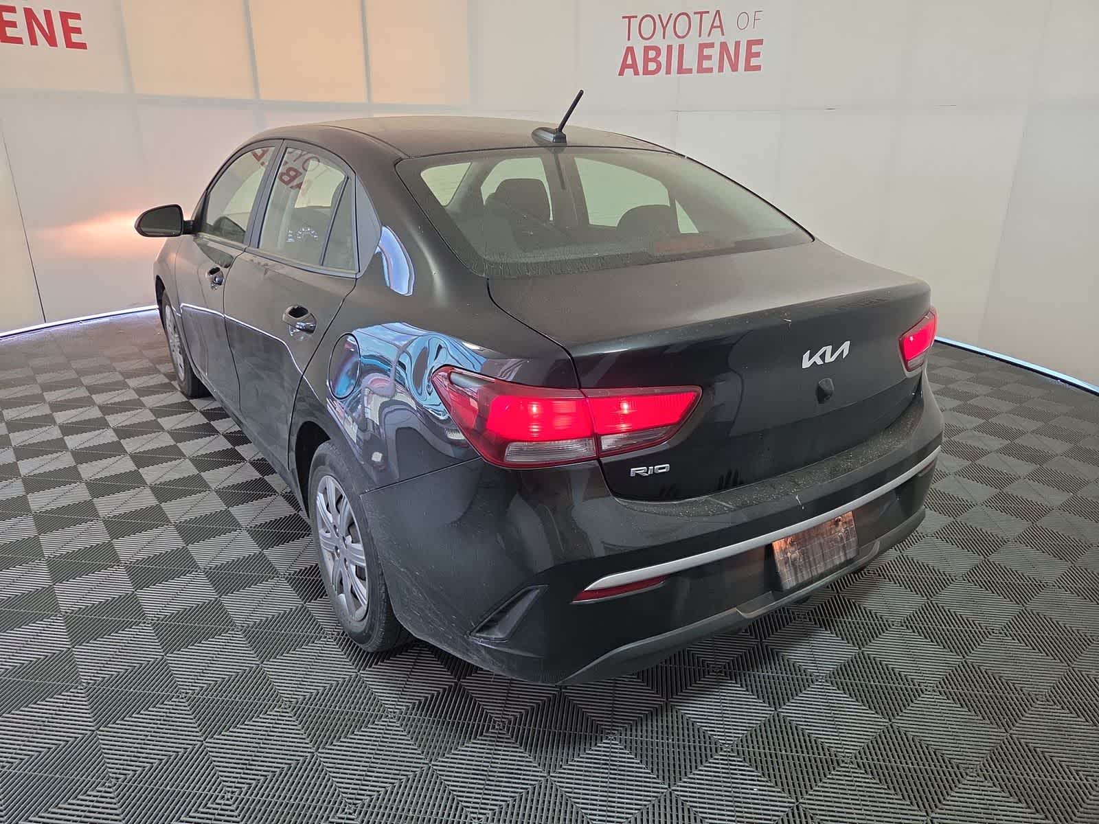2022 Kia Rio LX
