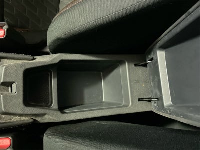 2022 Nissan Kicks SR