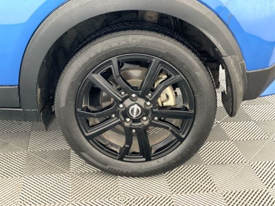 2022 Nissan Kicks SR